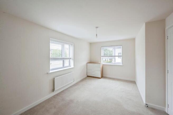4 bed Detached for sale Image 12