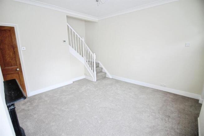 2 bed Terraced for sale Image 6