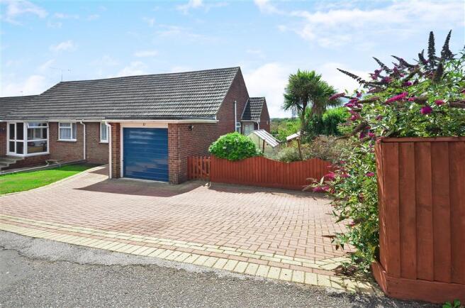 Driveway/Parking