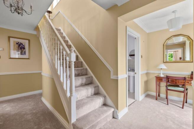 4 bed Detached for sale Image 6