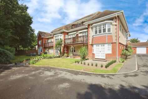 Milton Road, Bournemouth, BH8