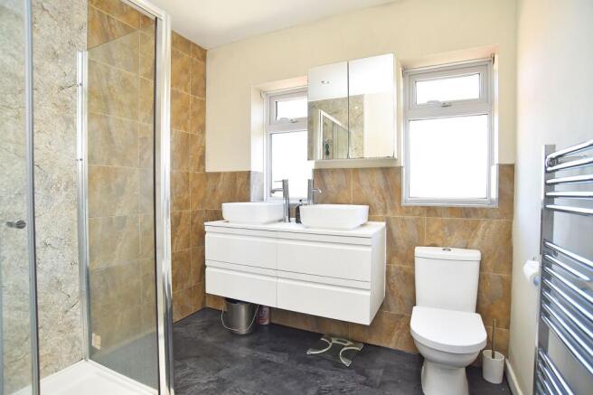3 bed Semi-Detached for sale Image 8