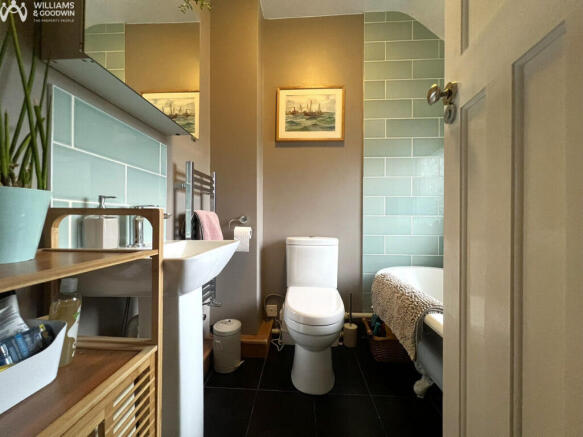 Photo 10