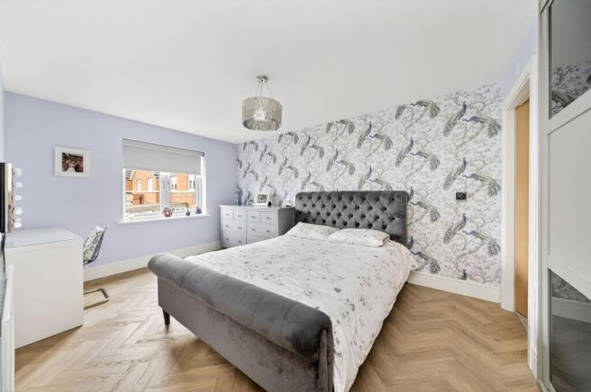 4 bed Detached for sale Image 12