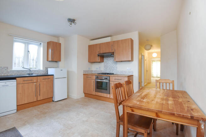 Living & Kitchen