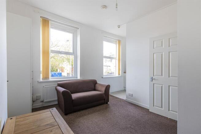 Romilly Road 119, 3-5.jpg