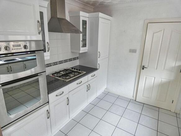 IMAGE 7