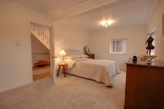 Bedroom 2 (Double)