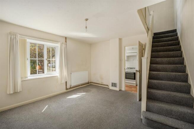 7 Canterbury Close, Banbury-7.jpg