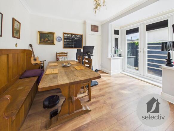 2 bed Semi-Detached Bungalow for sale Image 7