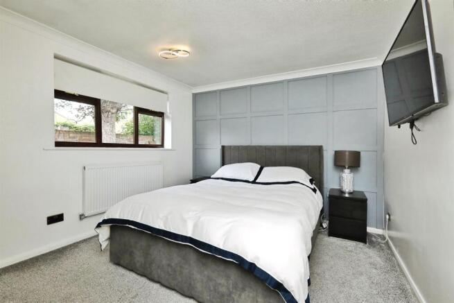 3 bed Detached Bungalow for sale Image 11