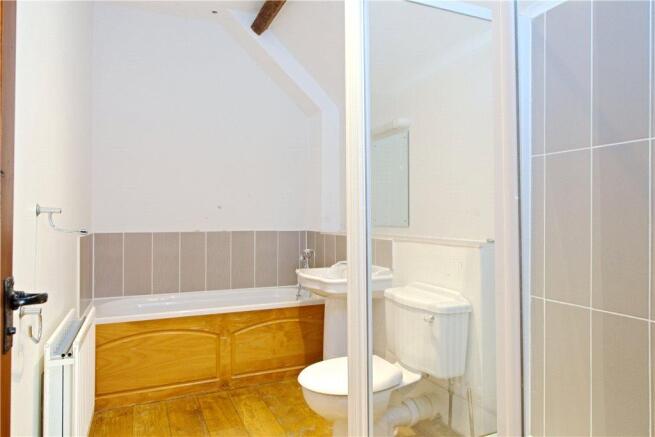 En Suite Bathroom