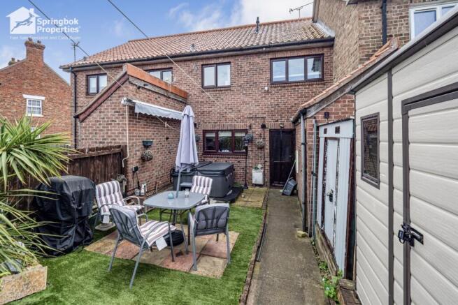 3 bed Terraced for sale Image 10