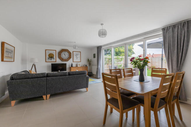 Kitchen/Dining/Fa...