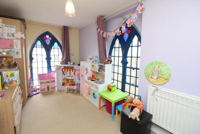 Photo 8