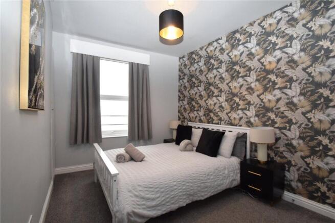 1 bed Apartment to rent Image 6