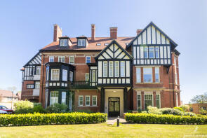 Apartment 6, 86 Manor House, New House Farm Drive, Birmingham B31 2GJ