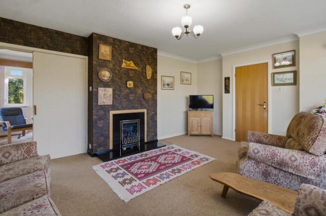 The Eyebrow House, Mason Close, Malvern, Worcestershire photo 3