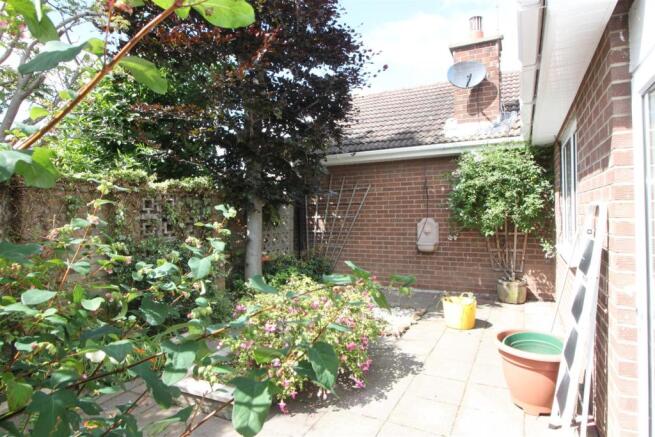courtyard off master