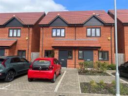 19, Paddock Way, Crowthorne RG45 6UG