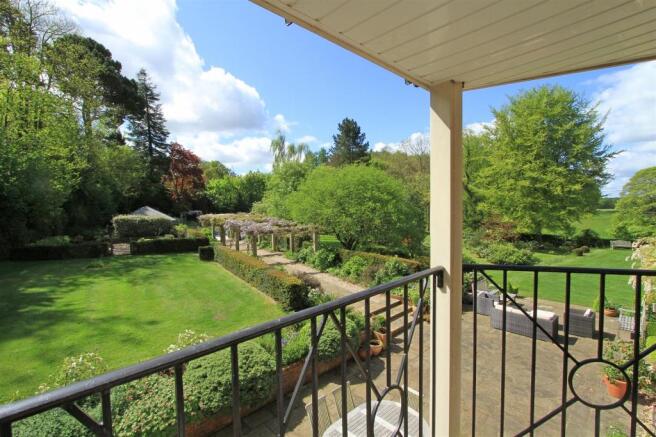 house. estate agent 