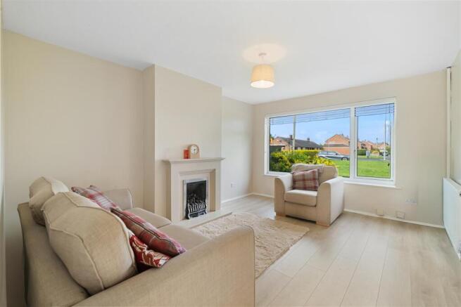 Living Room2.jpg