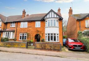 55, Stanmore Road, Stevenage SG1 3QE
