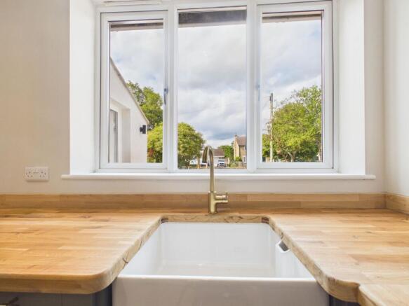 3 bed Detached for sale Image 4