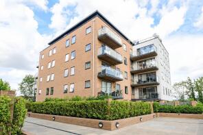 24, Dorchester Mansions, Old Bracknell Lane West, Bracknell RG12 7NW