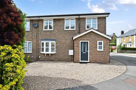 Richmond Road, Staines, Surrey, TW18