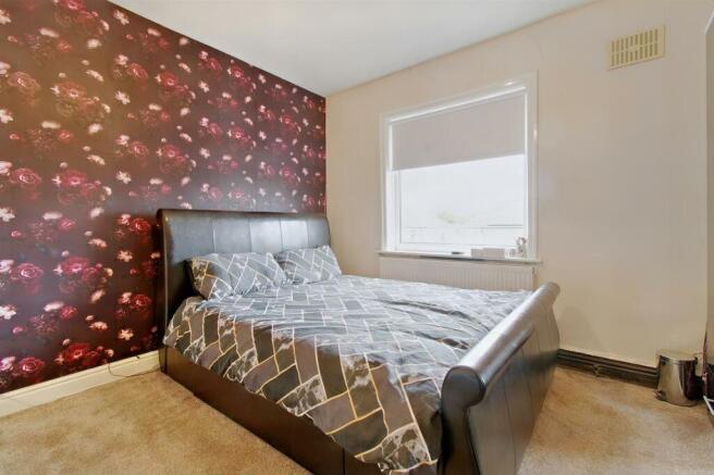 8555671-interior11-800.JPG