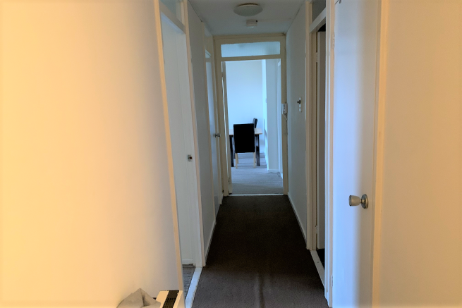 ENT HALLWAY