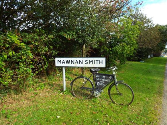 Mawnan Smith