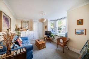 Flat A, 10, Granville Road, Hornsey, London N4 4EL