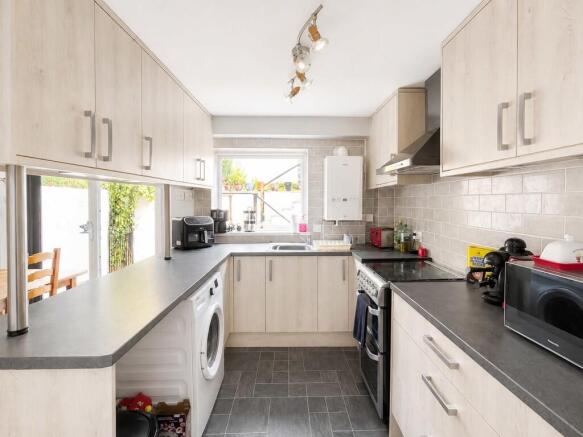 3 bed Terraced for sale Image 5
