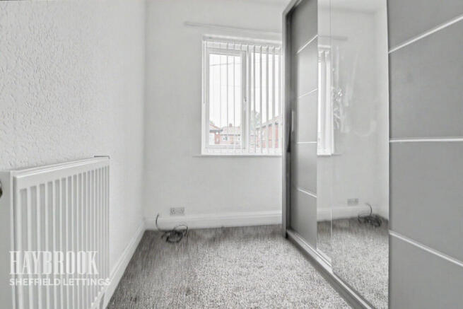 3 bed Semi-Detached to rent Image 6