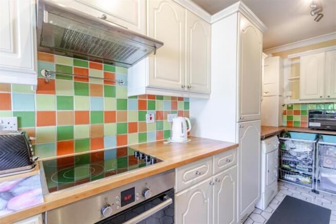 Kitchen 3.jpg