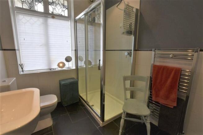 Annexe Shower Room