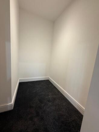 1 bed Apartment to rent Image 9