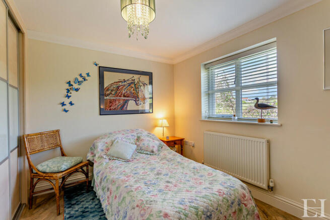 8574160-interiorW...