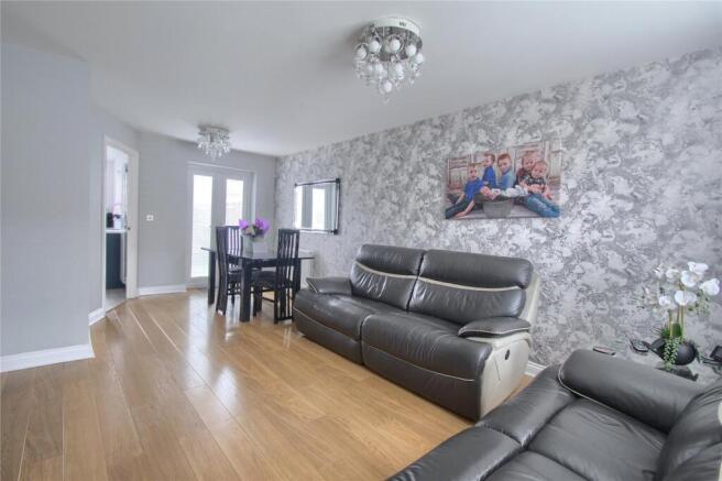 3 bed Terraced for sale Image 2