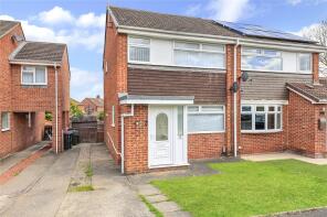 54, Shevington Grove, Middlesbrough TS7 8PY