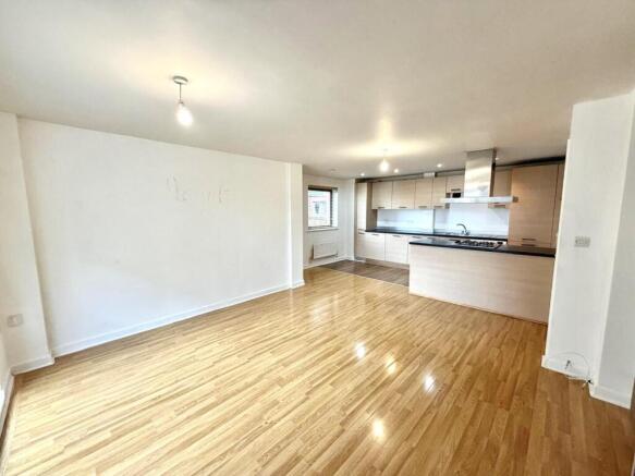 Spring Place, Barking photo 4