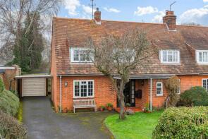 9, Raffin Green Lane, Datchworth SG3 6RJ