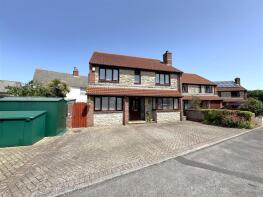 4, Chestnut Place, Weymouth DT3 5HP