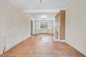 22, St Anthonys Drive, Chelmsford CM2 9EH