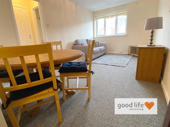 lounge 1 11 chester mews_4.jpg