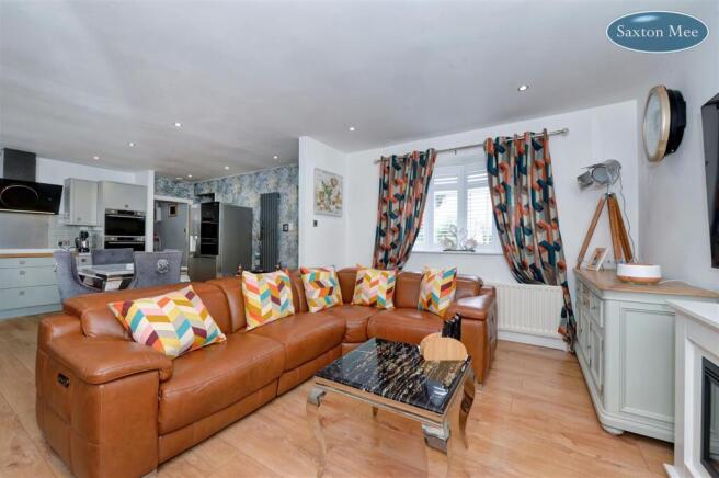 2 bed Detached Bungalow for sale Image 10