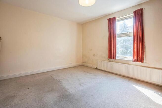 3 bed Terraced for sale Image 10