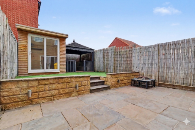 2- Rob Hammond EweMove Pontefract